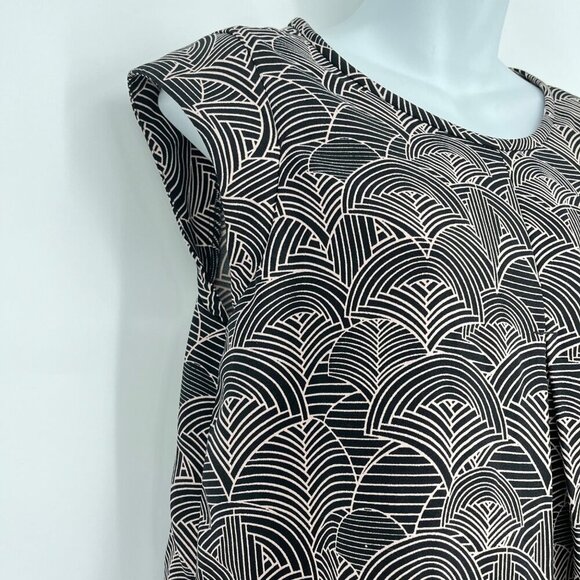 Halogen Abstract‎ Front Pleat cap Sleeve Top Size Small - Picture 3 of 8